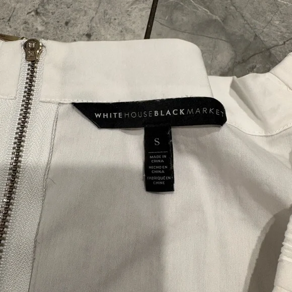 White House Black Market White Off-Shoulder Blouse - Picture 3 of 5